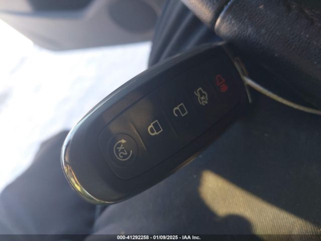 1FADP5CU6GL119789 Ford C-max Energi Sel