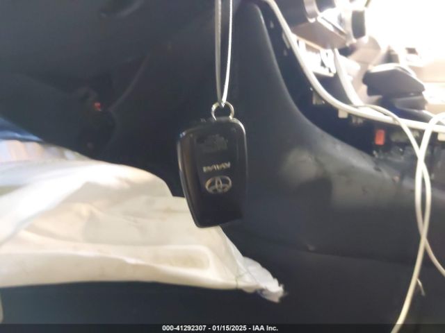 2T3A1RFVXPC355287 Toyota Rav4 Xle Premium