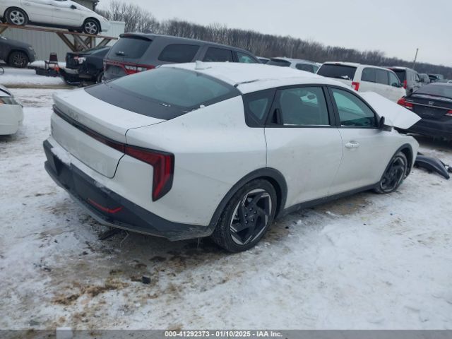 3KPFU4DE2SE008137 KIA K4 Ex