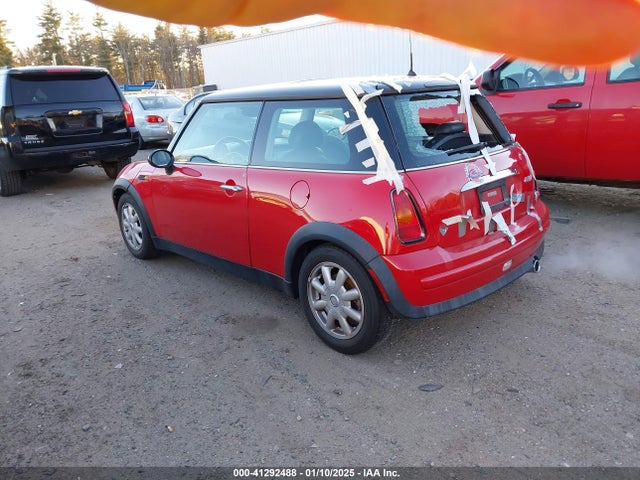 2004 MINI COOPER WMWRC33494TJ54237 Photo 2