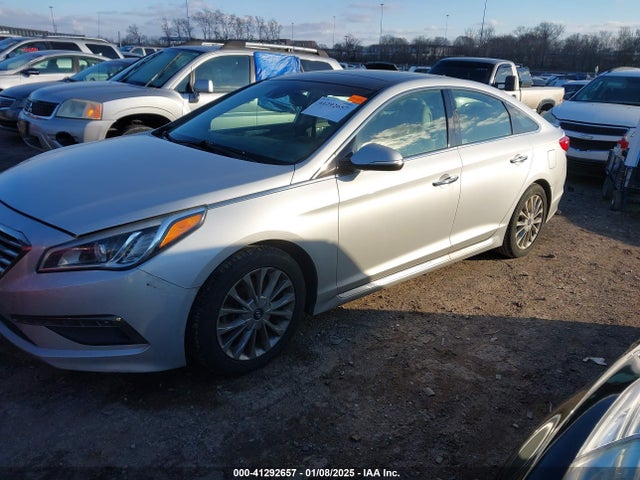Hyundai Sonata Limited 2015 5NPE34AFXFH020193 Image 2