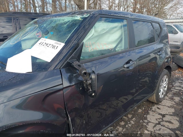 KNDJ23AUXN7831117 KIA SOUL LX