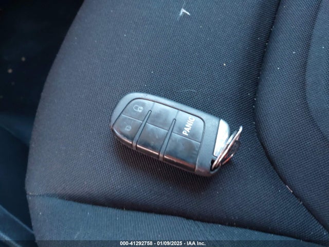 ZACNJABB6KPJ94874 Jeep Renegade Latitude Fwd