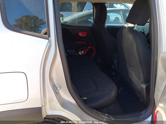 ZACNJABB6KPJ94874 Jeep Renegade Latitude Fwd
