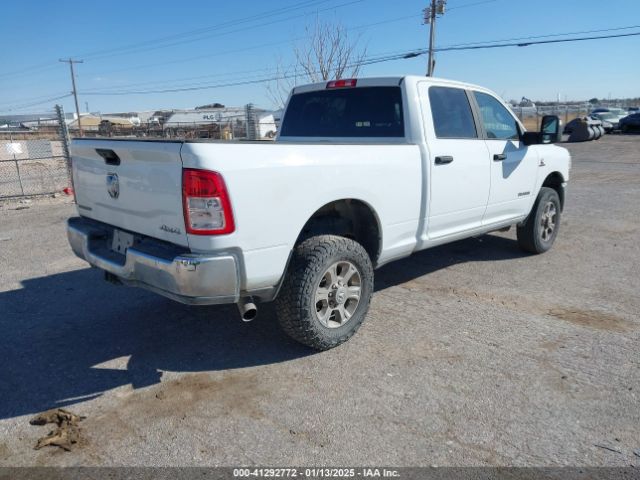 3C6UR5DL9RG113826 RAM 2500 Big Horn  4x4 6'4 Box