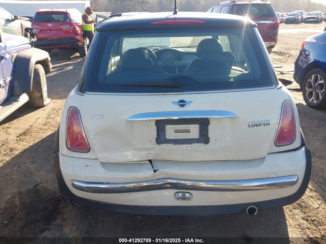 2004 MINI COOPER WMWRC33494TC54664 Photo 5