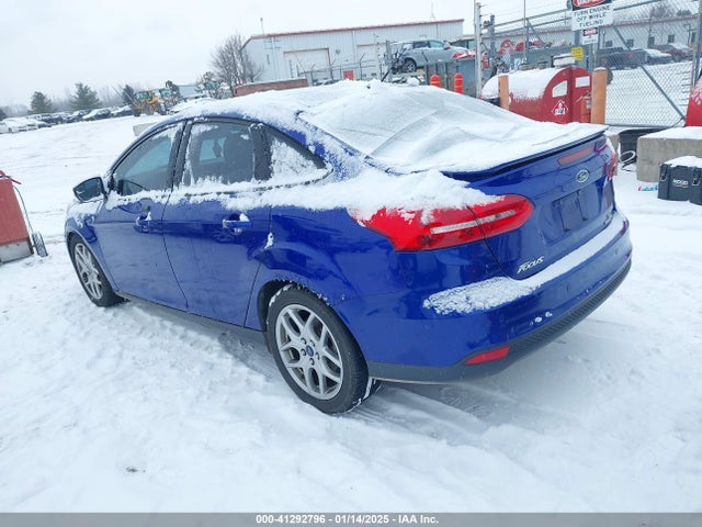 1FADP3F23FL361274 Ford FOCUS SE
