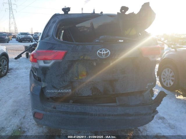 5TDKZRFH2KS556519 Toyota Highlander Xle