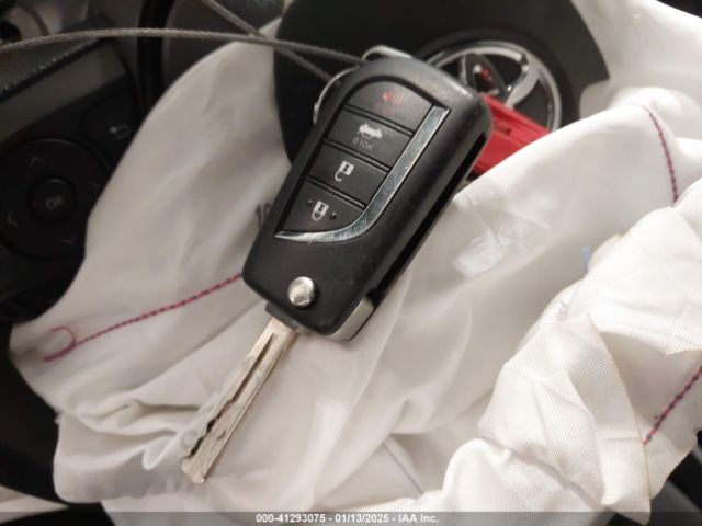 5YFEPMAE0MP182636 Toyota COROLLA LE