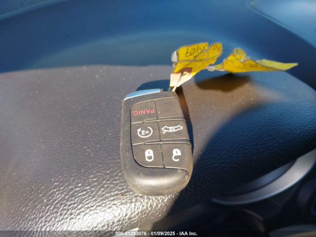 3C4PDCAB7JT517854 Dodge JOURNEY SE