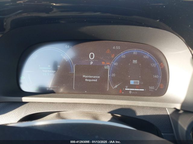 JTDACAAJ5S3001199 Toyota Crown Signia Xle