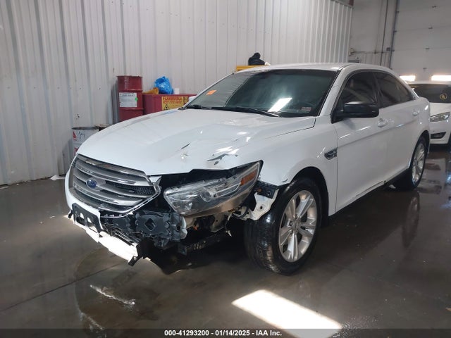 Ford TAURUS SEL 2014 1FAHP2E84EG150982 Image 2