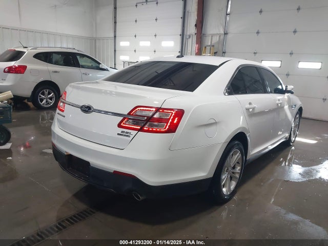 Ford TAURUS SEL 2014 1FAHP2E84EG150982 Image 4