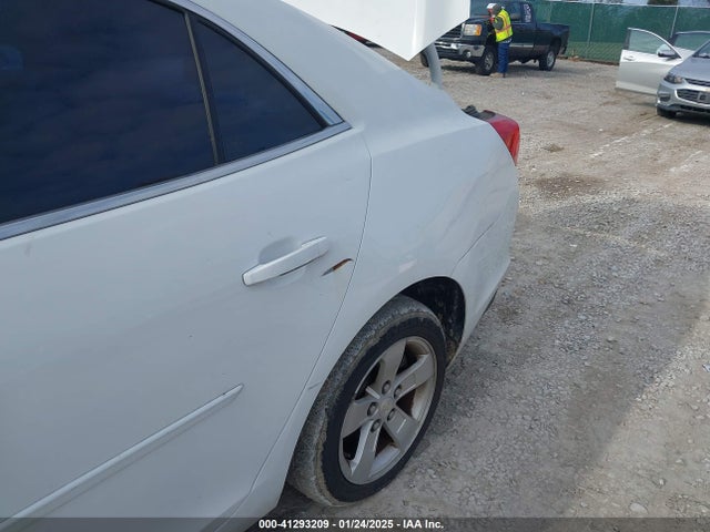 Chevrolet MALIBU LS 2015 1G11B5SL4FF200462 Image 18