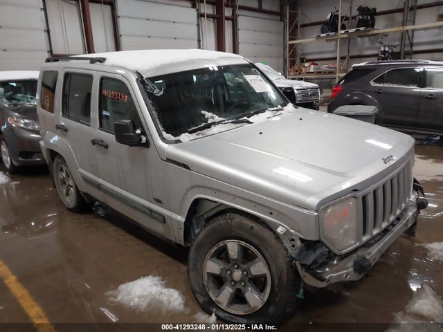 41293248 :رقم المزاد ، 1J8GN28K88W277031 vin ، 2008 Jeep Liberty Sport مزاد بيع