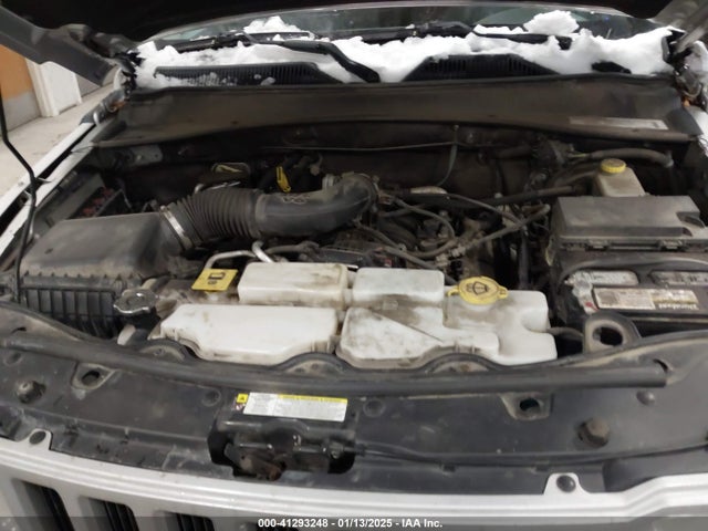 41293248 :رقم المزاد ، 1J8GN28K88W277031 vin ، 2008 Jeep Liberty Sport مزاد بيع