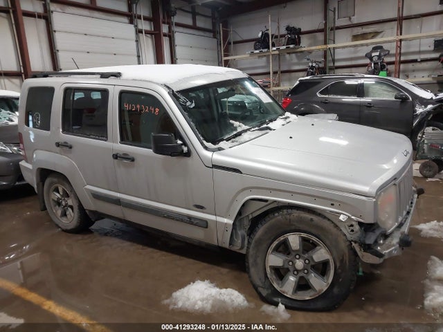 41293248 :رقم المزاد ، 1J8GN28K88W277031 vin ، 2008 Jeep Liberty Sport مزاد بيع