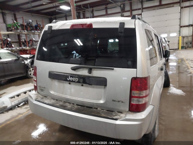 41293248 :رقم المزاد ، 1J8GN28K88W277031 vin ، 2008 Jeep Liberty Sport مزاد بيع