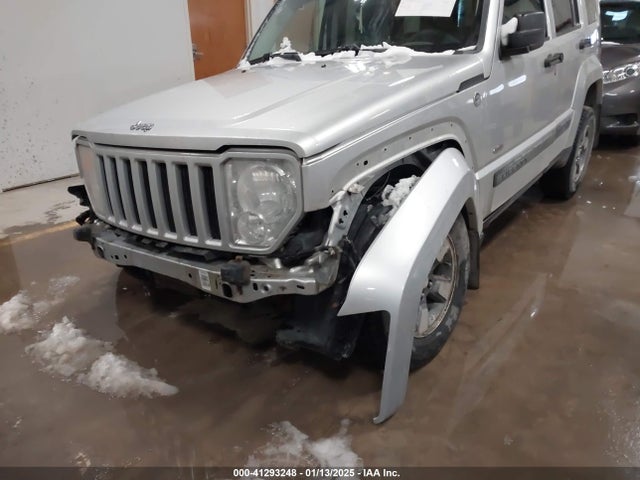 41293248 :رقم المزاد ، 1J8GN28K88W277031 vin ، 2008 Jeep Liberty Sport مزاد بيع