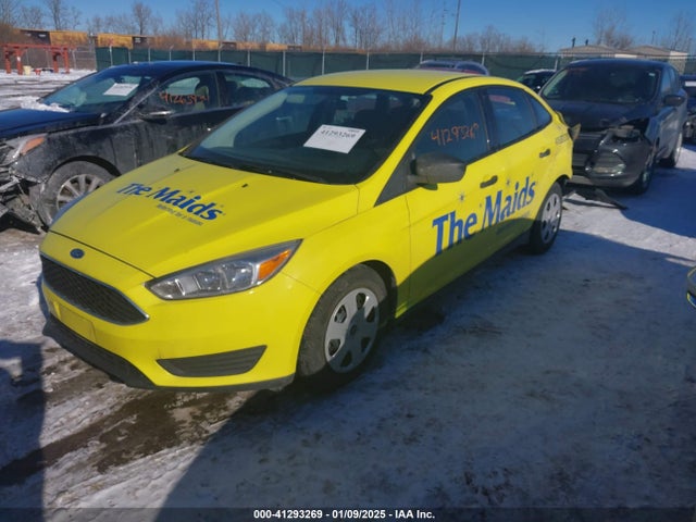 Ford FOCUS S 2018 1FADP3E29JL214225 Image 2