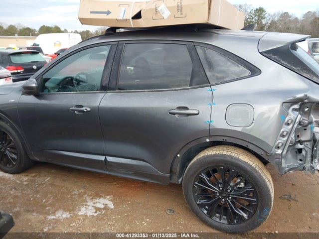 1FMCU9PA7PUB47547 Ford Escape St-line Elite