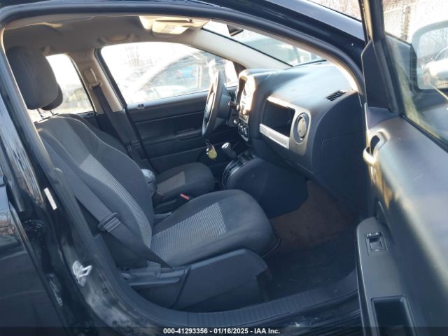 1C4NJCBA5GD715479 Jeep Compass Sport