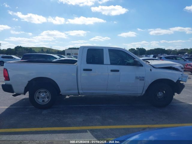 1C6RR6FG5KS722311 RAM 1500 Classic Tradesman  4x2 6'4 Box
