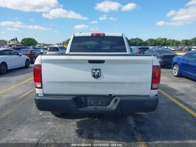 1C6RR6FG5KS722311 RAM 1500 Classic Tradesman  4x2 6'4 Box