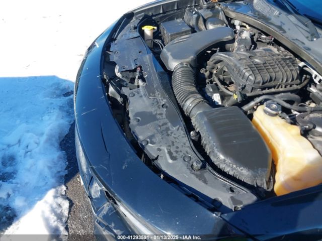 2C3CDXHG5FH841090 Dodge Charger Sxt