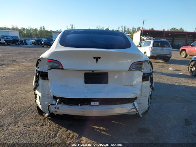 7SAYGDEE9NF564817 Tesla Model Y Long Range Dual Motor All-wheel Drive