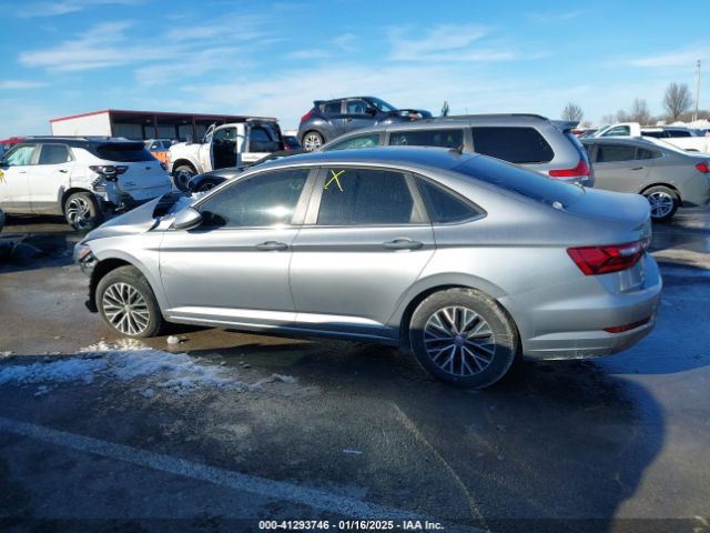 3VWC57BU9MM044599 Volkswagen Jetta 1.4t R-line/1.4t S/1.4t Se