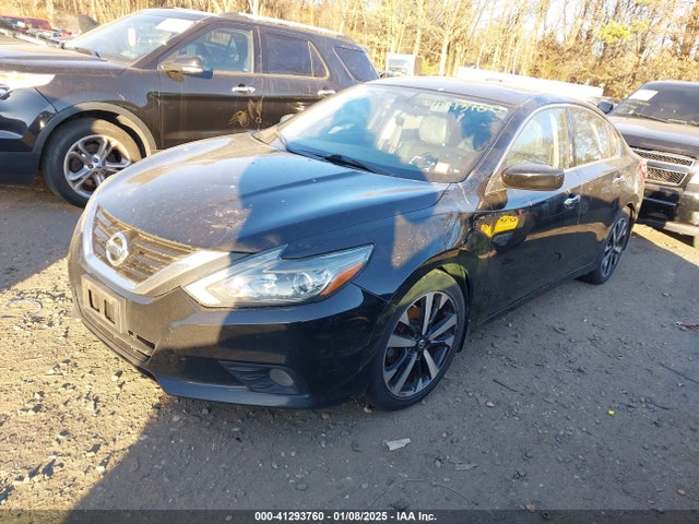 1N4AL3AP3JC135715 Nissan Altima 2.5 Sr