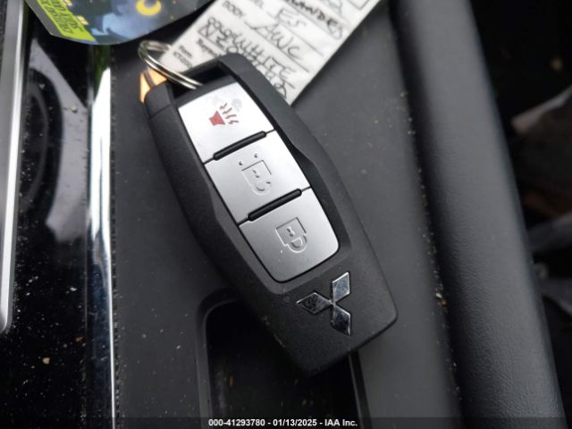 2022 MITSUBISHI OUTLANDER JA4J4TA88NZ019682 Photo 10