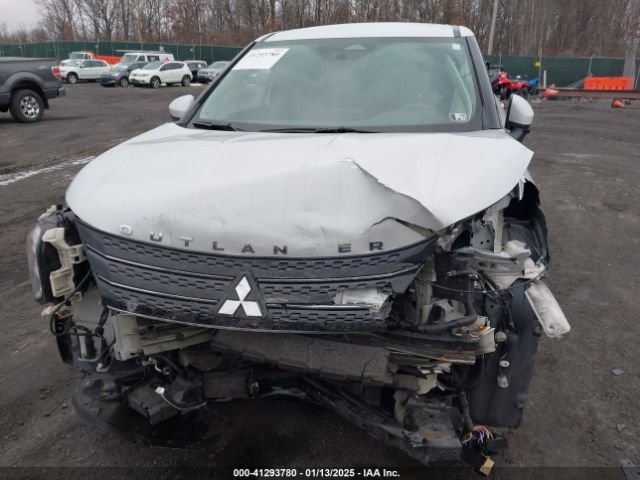 2022 MITSUBISHI OUTLANDER JA4J4TA88NZ019682 Photo 5