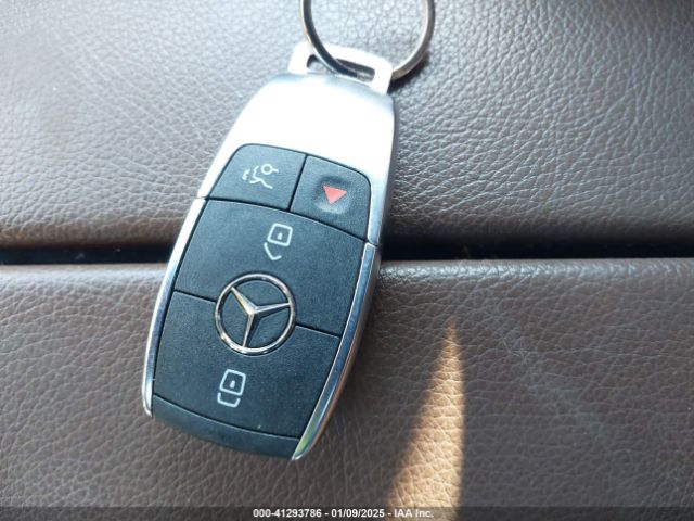 W1N4M4HB3PW277941 Mercedes-Benz Glb 250 4matic