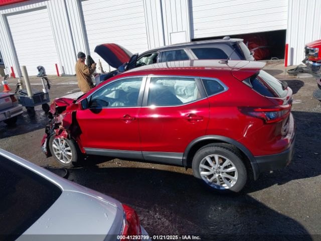 JN1BJ1AV1MW313635 Nissan Rogue Sport S Fwd Xtronic Cvt