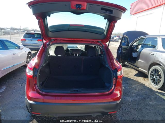 JN1BJ1AV1MW313635 Nissan Rogue Sport S Fwd Xtronic Cvt