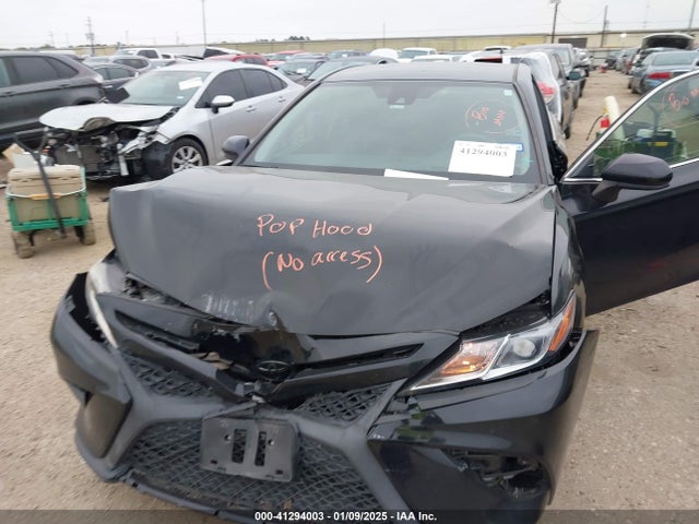 4T1B11HK2KU751268 Toyota CAMRY SE