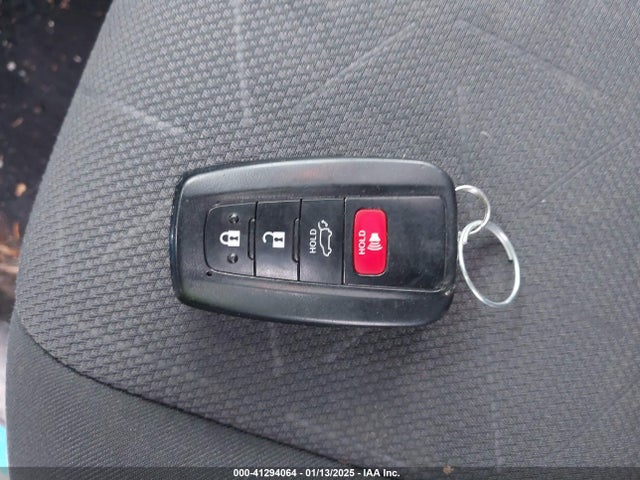 Toyota Rav4 Xle 2019 JTMP1RFV1KD510789 Image 11