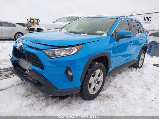 Toyota Rav4 Xle 2019 JTMP1RFV1KD510789 Image 2
