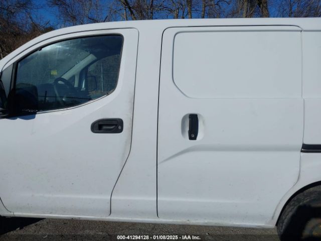 3N6CM0KN3HK693951 Nissan NV200 SV