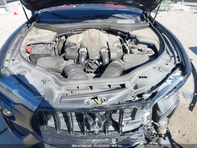 2022 MASERATI LEVANTE ZN661ZUM0NX400467 Photo 9