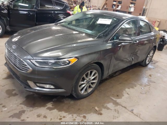 3FA6P0HD9HR412478 Ford FUSION SE