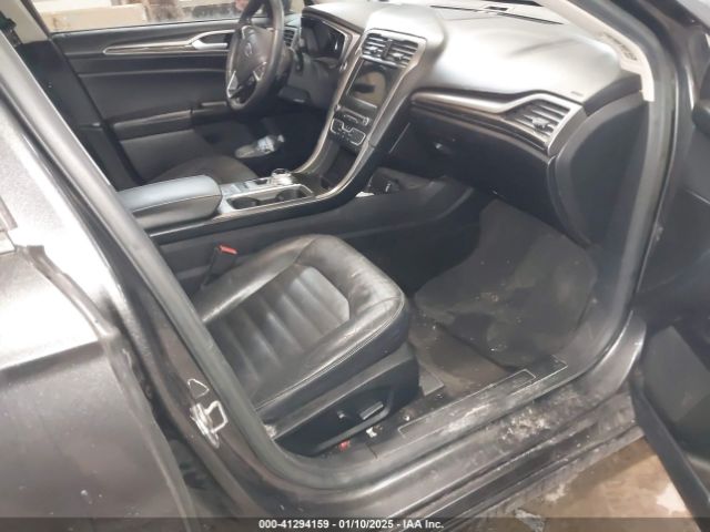 3FA6P0HD9HR412478 Ford FUSION SE