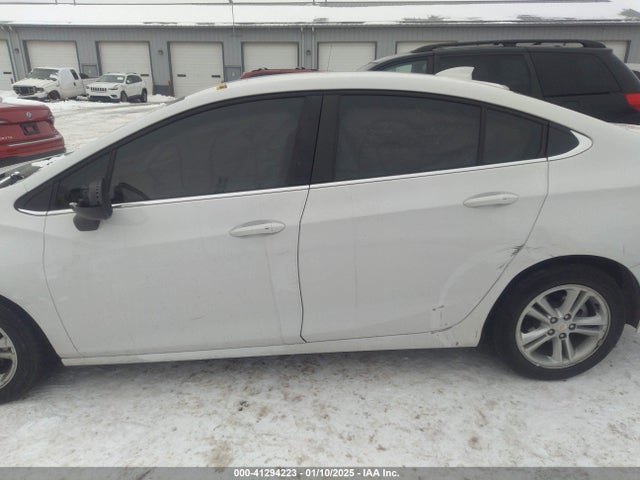 1G1BE5SM9J7133834 Chevrolet Cruze Lt Auto