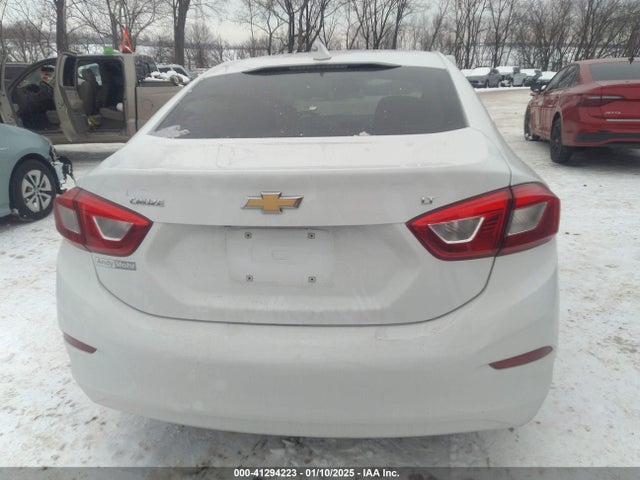 1G1BE5SM9J7133834 Chevrolet Cruze Lt Auto