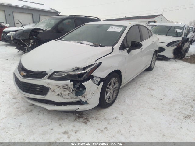 1G1BE5SM9J7133834 Chevrolet Cruze Lt Auto