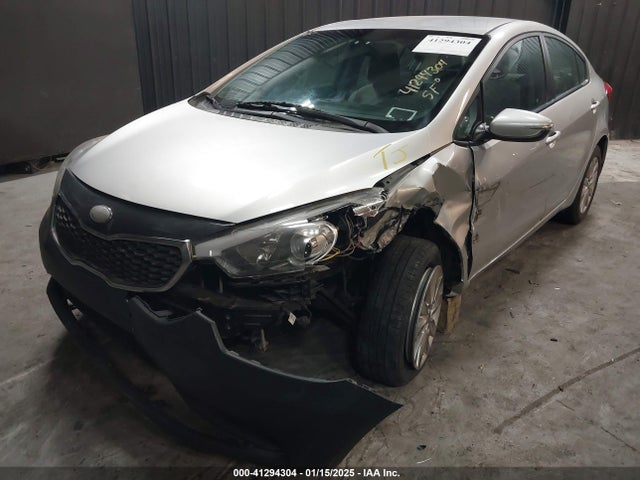 KIA FORTE LX 2014 KNAFX4A64E5100657 Image 2