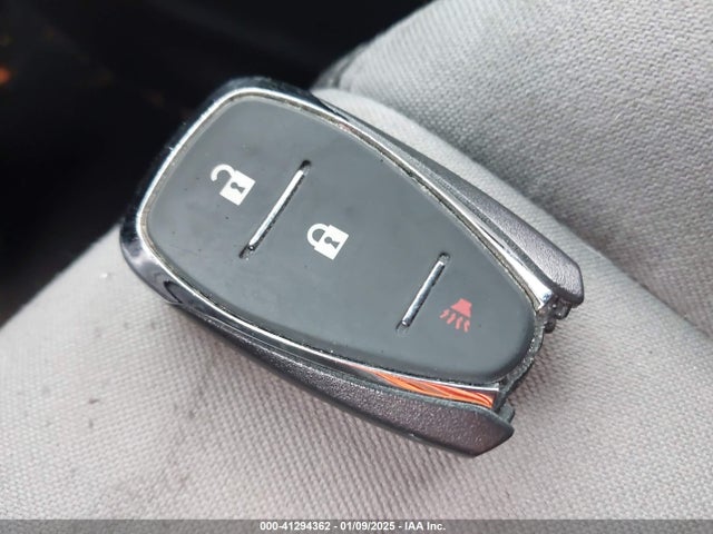 3GNAXHEV3KS581645 Chevrolet EQUINOX LS
