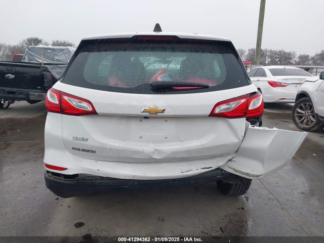 3GNAXHEV3KS581645 Chevrolet EQUINOX LS